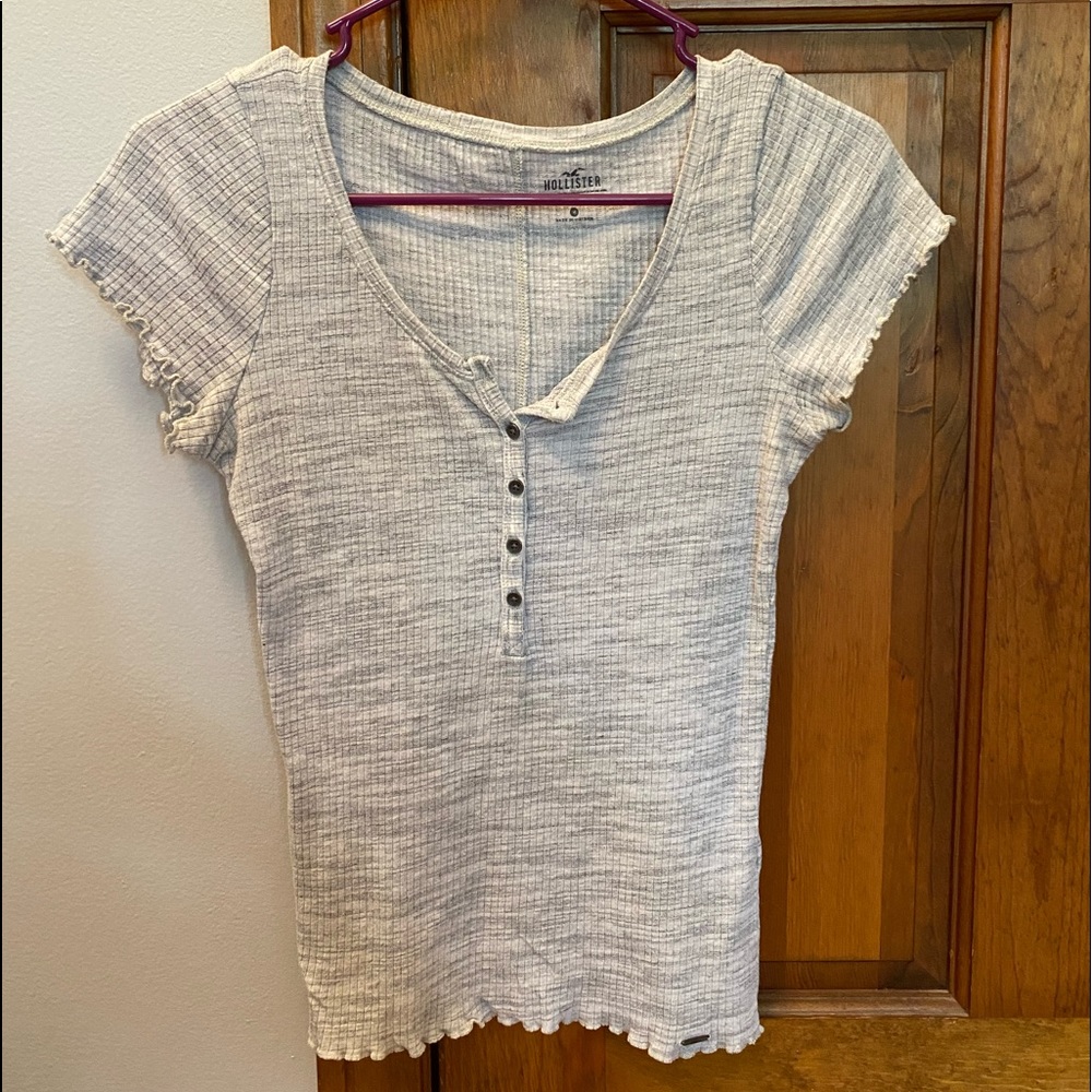 Hollister Grey T Shirt
